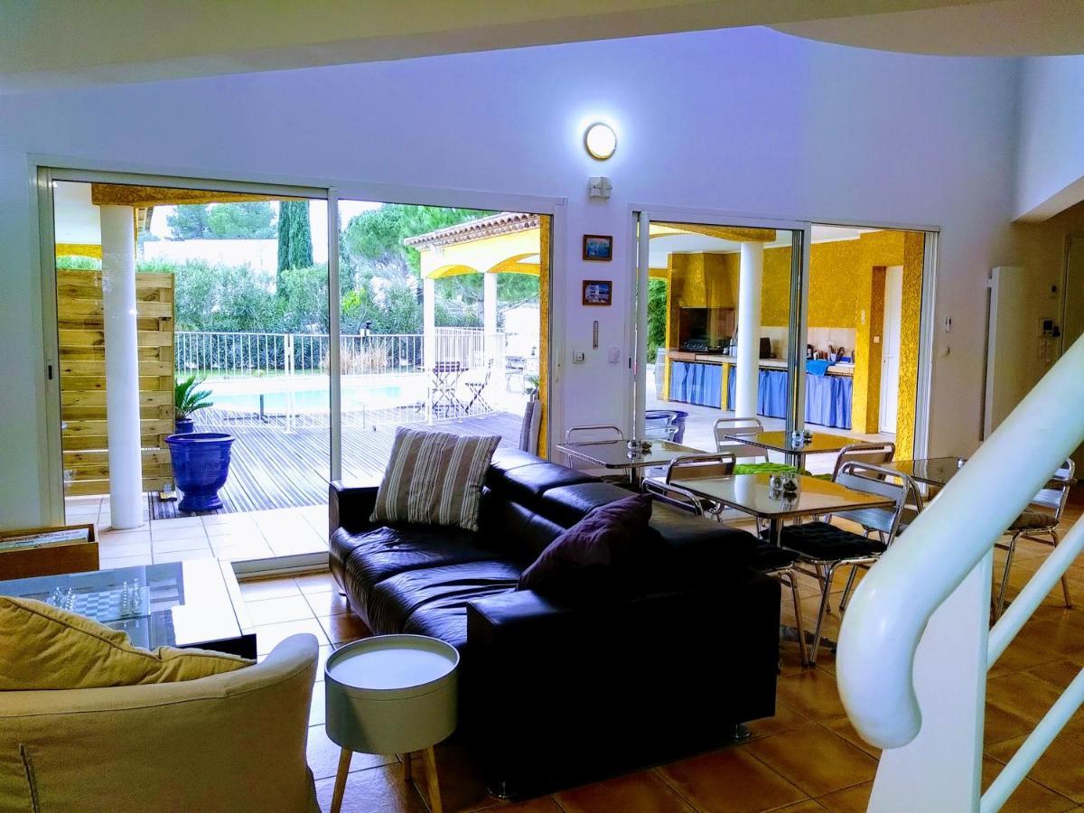 Bed and Breakfast Le Paquebot Villetelle Екстер'єр фото