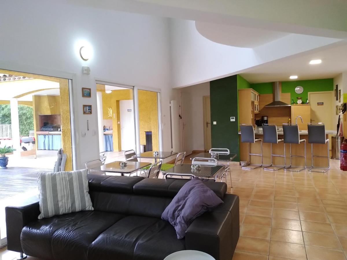 Bed and Breakfast Le Paquebot Villetelle Екстер'єр фото