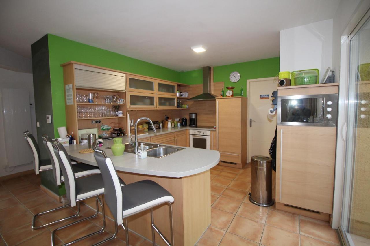 Bed and Breakfast Le Paquebot Villetelle Екстер'єр фото